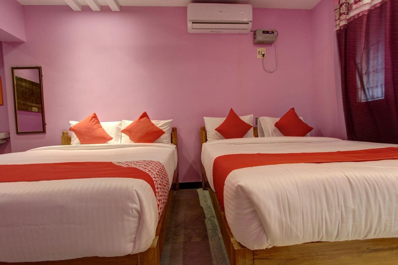 Oyo 38664 Rt Residency Otel Golden Rock Dış mekan fotoğraf